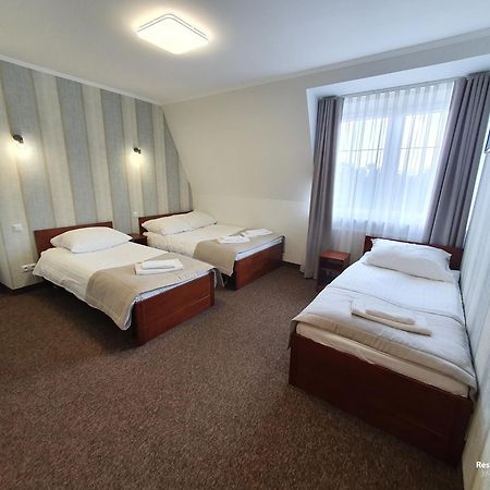 Hotel Palacowa Narol Экстерьер фото