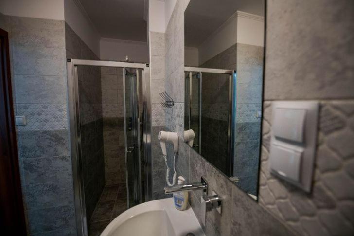 Hotel Palacowa Narol Экстерьер фото
