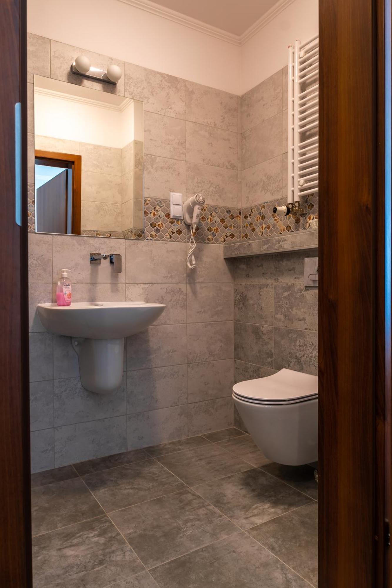 Hotel Palacowa Narol Экстерьер фото