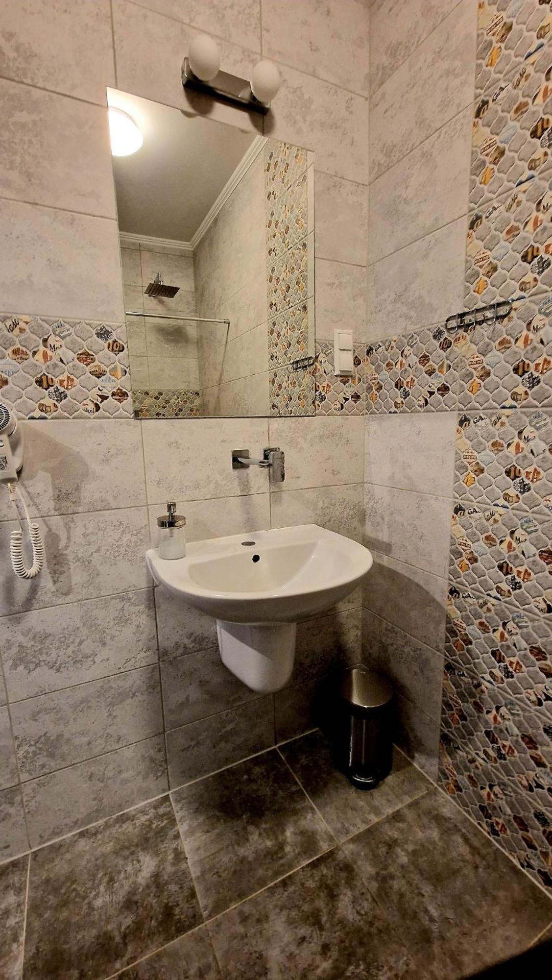 Hotel Palacowa Narol Экстерьер фото